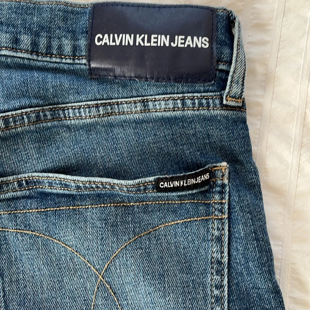Calvin Klein jeans shorts - Picture 6 of 7